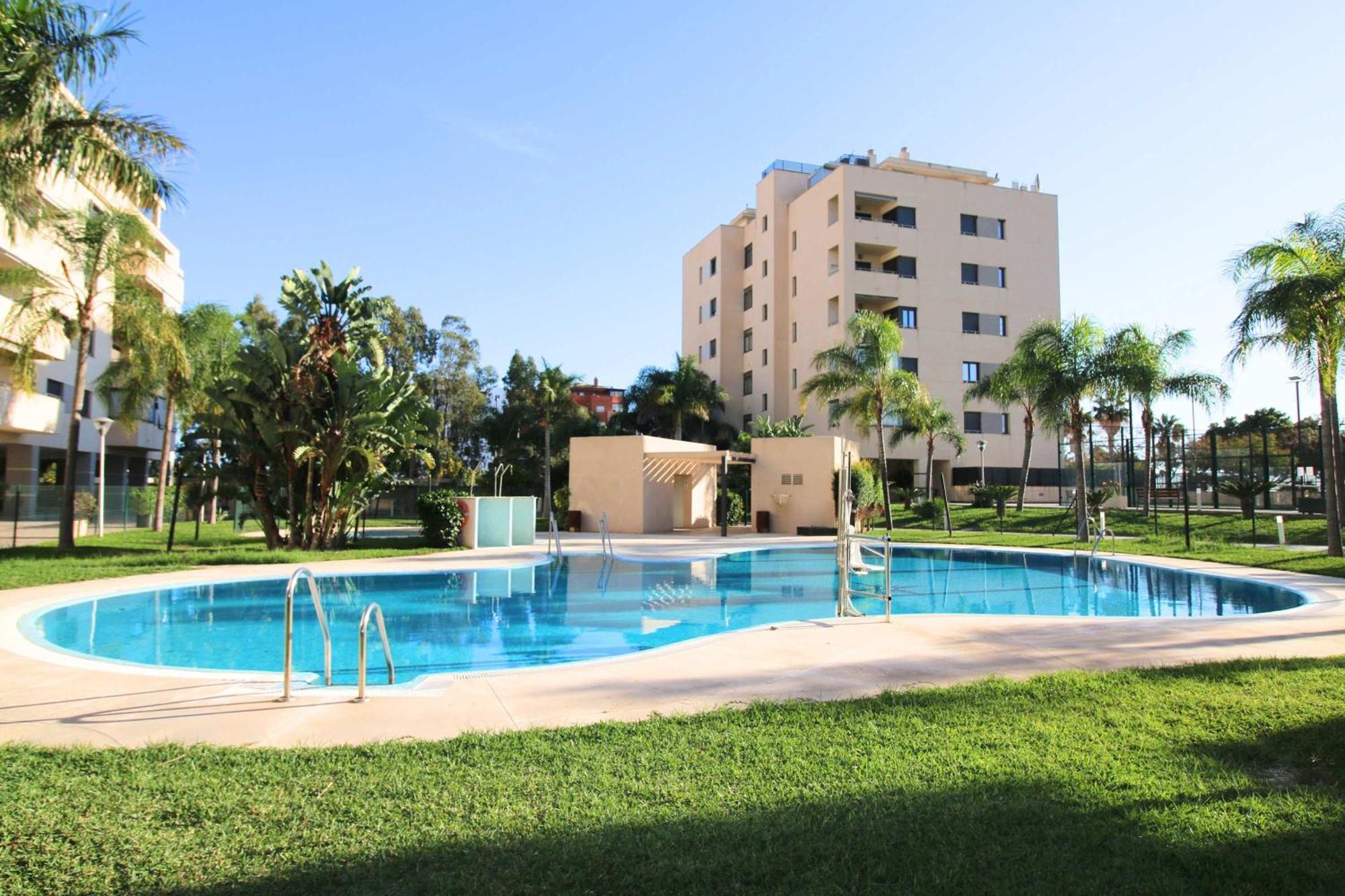 Beautiful With Pool And Gardens *